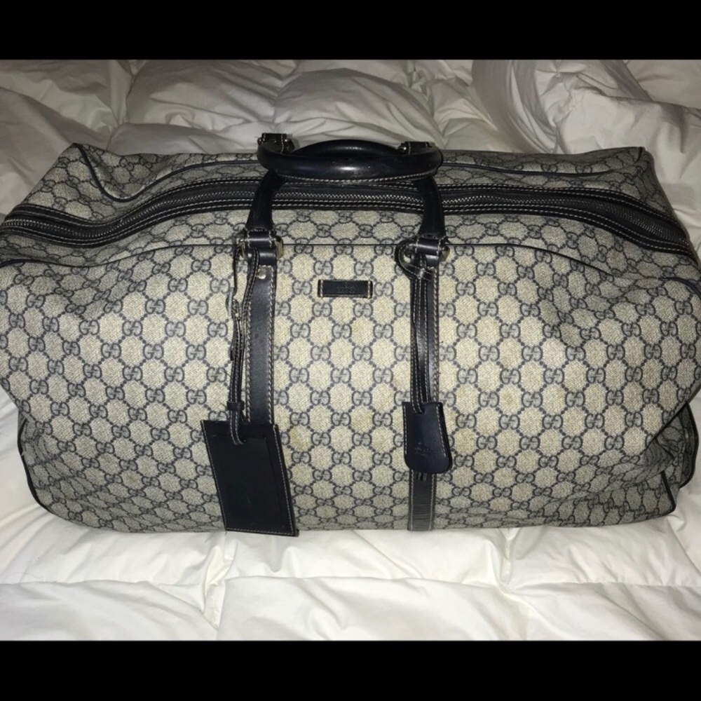 Rolling Gucci coated canvas duffle !!!🔥🔥🔥🔥🔥🔥